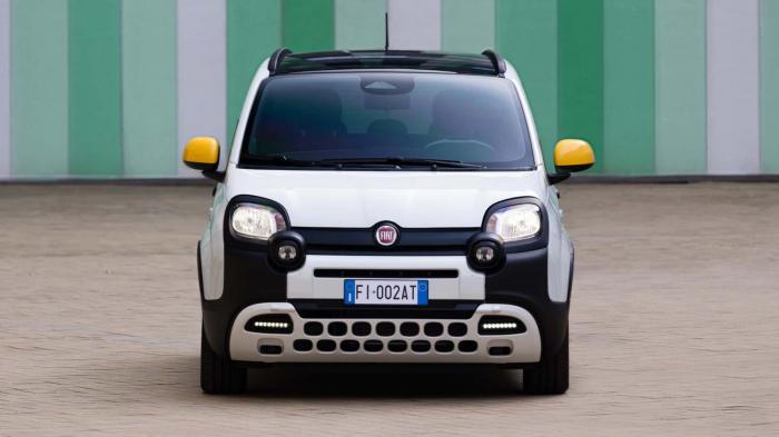 Παραμένει έως το 2030 το βενζινοκίνητο Fiat Panda
